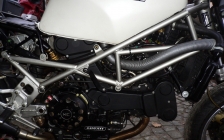 THE CRANKCASE. ducati superbike rental classic quattrovalvole hire - 